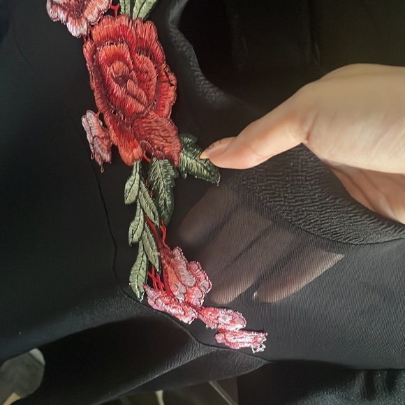 Boohoo mesh neck top - Picture 2 of 3